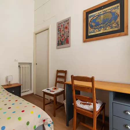 Guesthost - Termini Lovely Flat